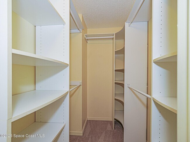 Building Photo - 2103 31st Ave