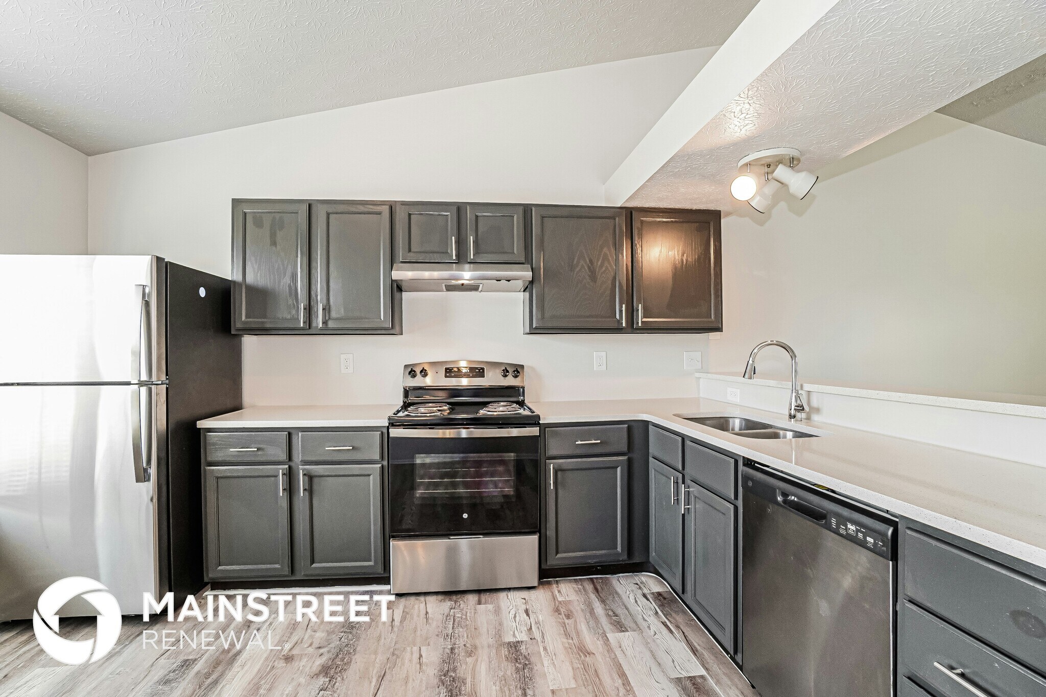 Building Photo - 5727 Sundial Dr