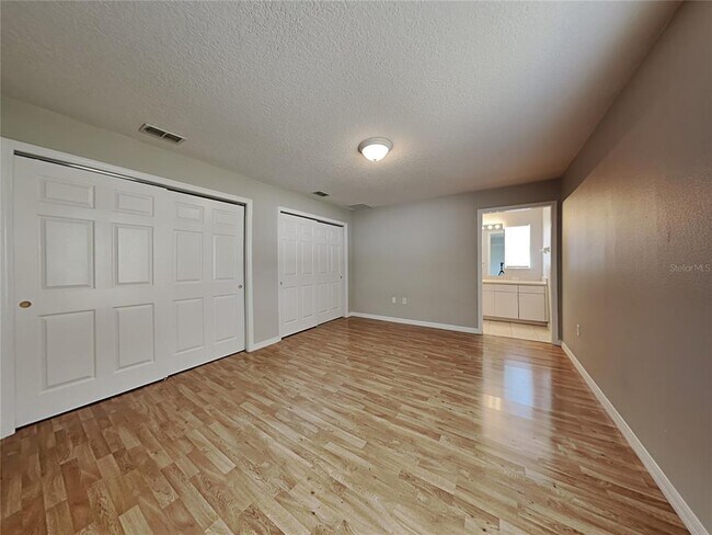 Building Photo - 7640 Prospect Hill Cir