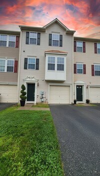 Building Photo - 202 Tidewater Terrace