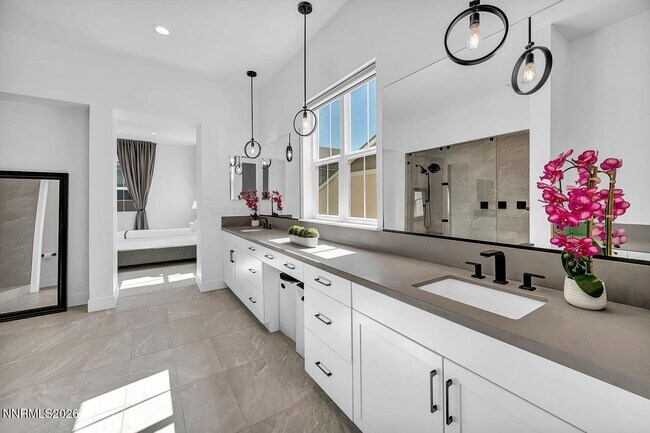 Building Photo - 5445 Side Saddle Trail