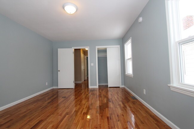 Building Photo - 1206 Veto St NW