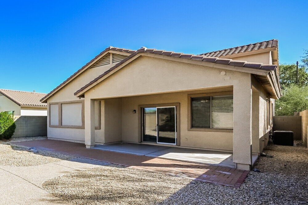 Building Photo - 43240 N Whisper Ln