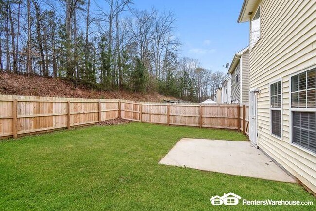 Building Photo - Beautiful Two Story in South Fulton