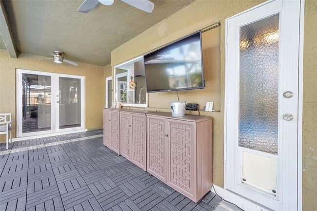 Building Photo - 1736 NW 38th St