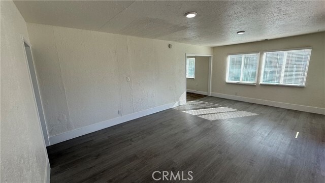 Building Photo - 2250 W Darby St