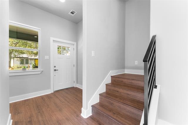 Building Photo - 612 N Robinson St