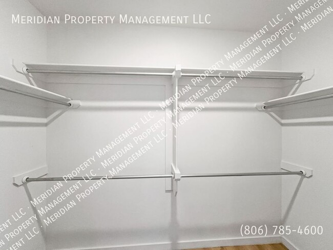Building Photo - 5805 URBANA-