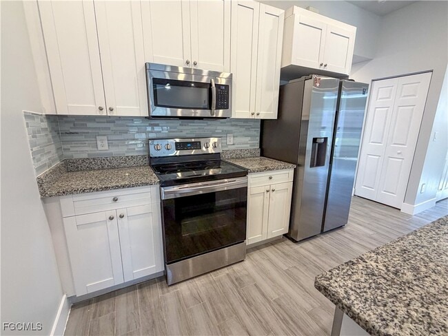 Building Photo - 3716 SW 16th Pl