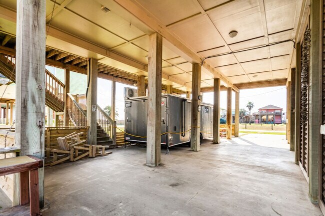 Building Photo - 820 Sandollar-SI ID1351282P