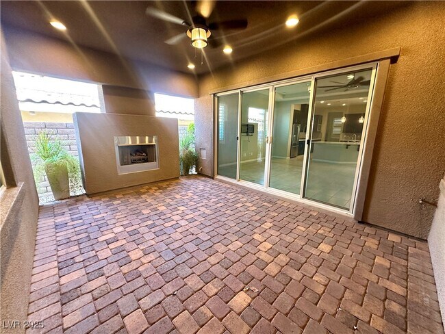 Building Photo - 11857 Albissola Ave