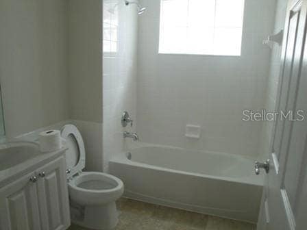 Building Photo - 8537 Insular Ln