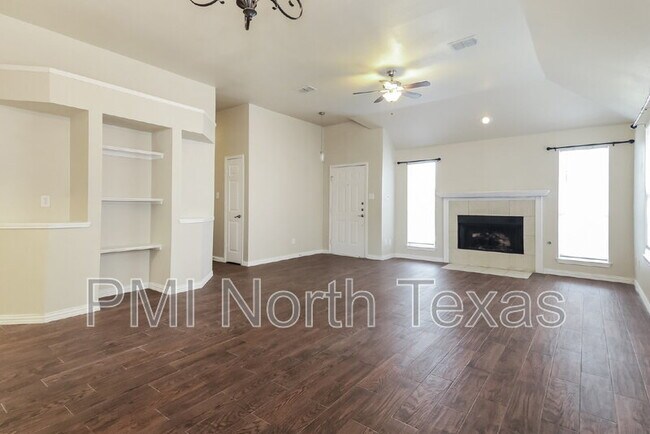 Building Photo - 6208 Mt Vernon Dr