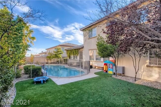 Building Photo - 12266 Bluebird Canyon Pl