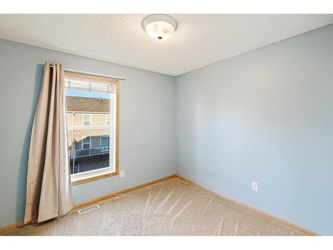 Building Photo - 899 Ledgestone Dr