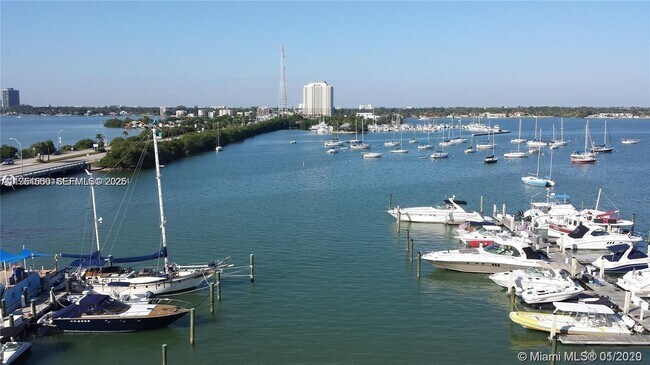 Building Photo - 7904 West Dr