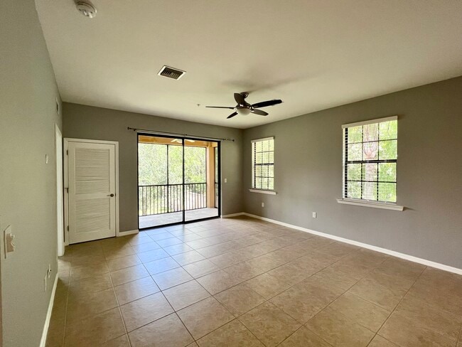 Building Photo - 3702 Pino Vista Way