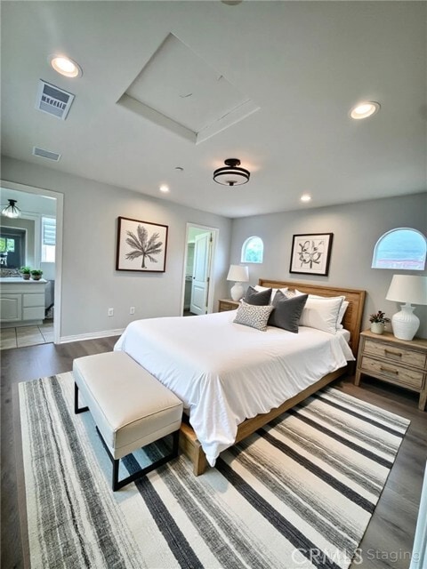 Building Photo - 502 E Olive Ave