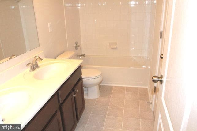 Building Photo - 7568 Stonehouse Run Dr