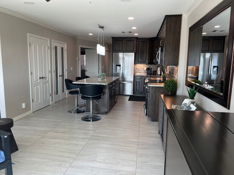 LARGE OPEN FLOOR PLAN - 777 Harrah Way