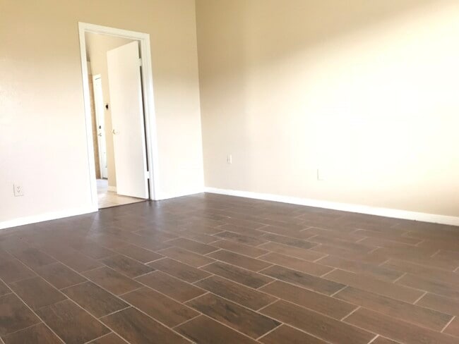 Building Photo - 7659 Alcomita Dr