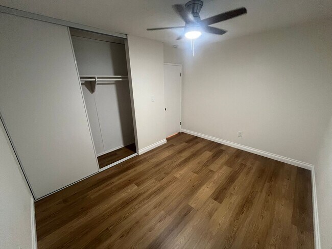 Building Photo - Remodeled 3 Bed / 2 Bath Single-Family Home | Garage, Big yard