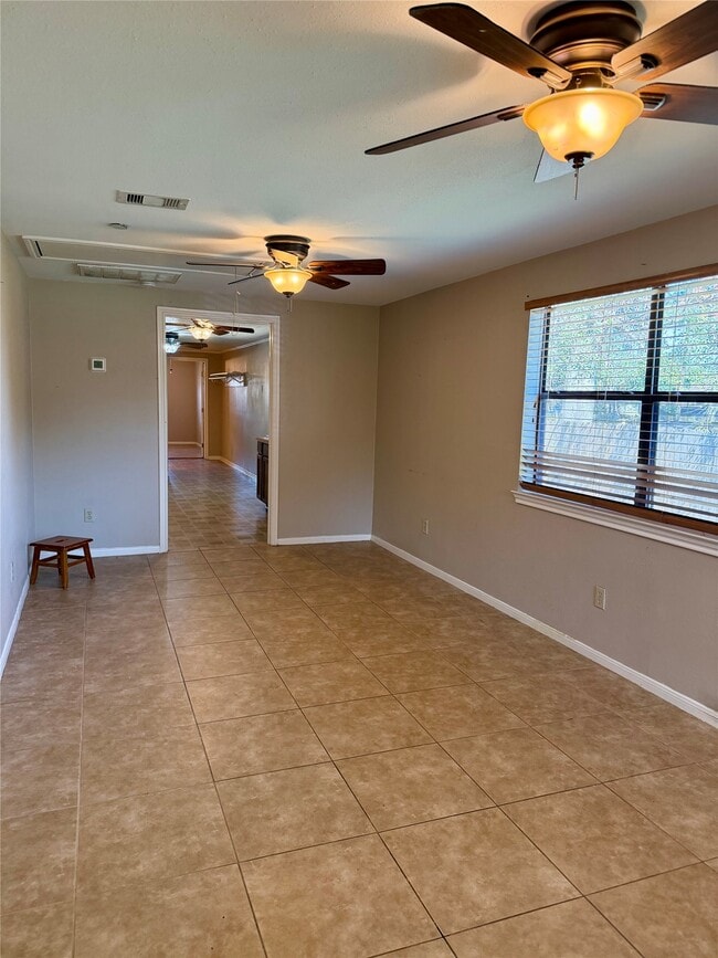 Building Photo - 300 Avenue C