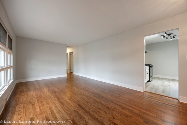 Building Photo - 710 W Benton Ave