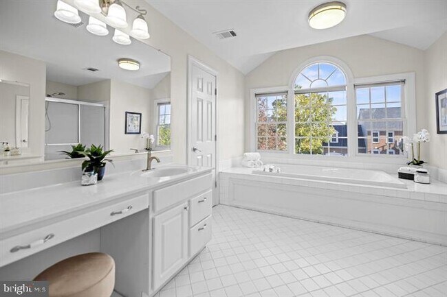 Building Photo - 18953 Longhouse Pl