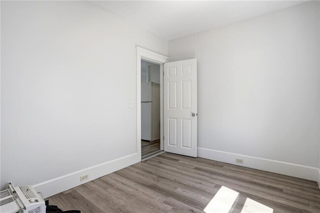 Building Photo - 1009 Willett Ave