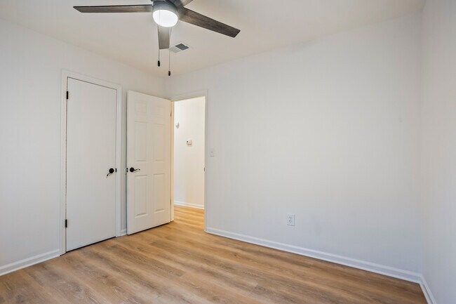 Building Photo - 4243 Windsor Spring Rd