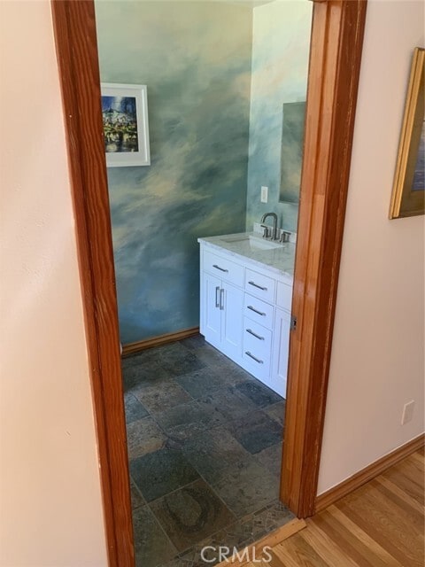 Building Photo - 1718 Cleveland Rd