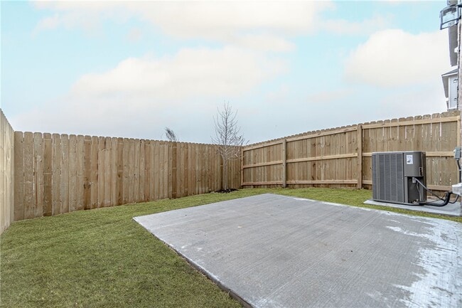 Building Photo - 2655 SW Livingston Square