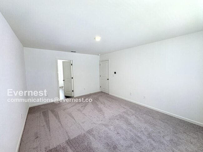 Building Photo - 4 Bed, 3 Bath Home with Garage / Pet-Friendly / Coming Soon!