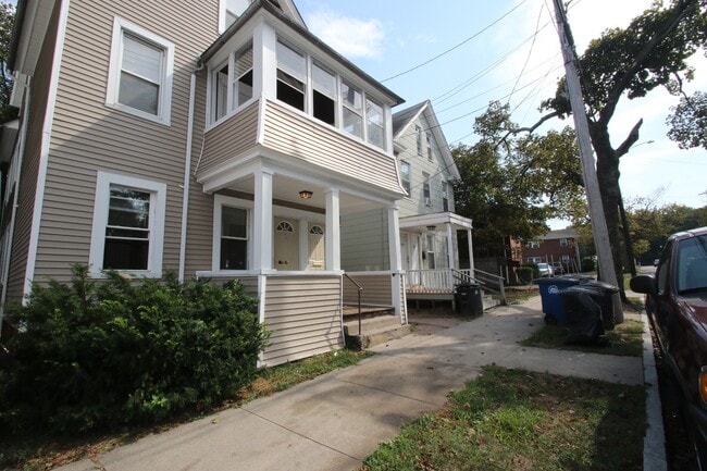 Building Photo - 39 Farren Ave