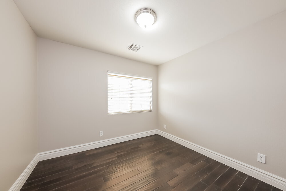 Building Photo - 4036 W Buckskin Trail