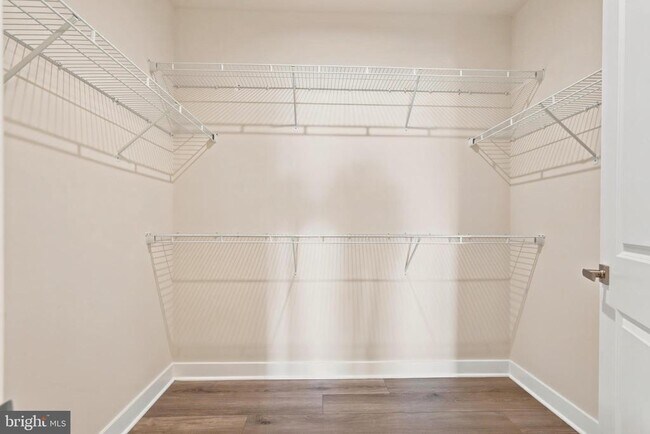 Building Photo - 4399 Peach Lily Ln
