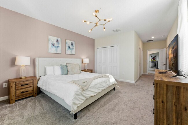 Building Photo - 770 Sticks St