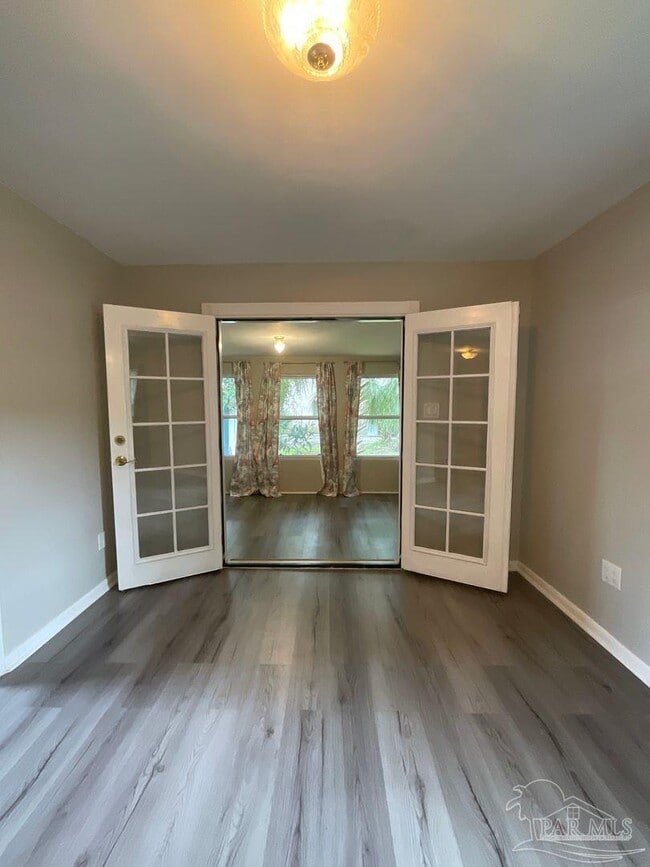 Building Photo - 809 W Government St