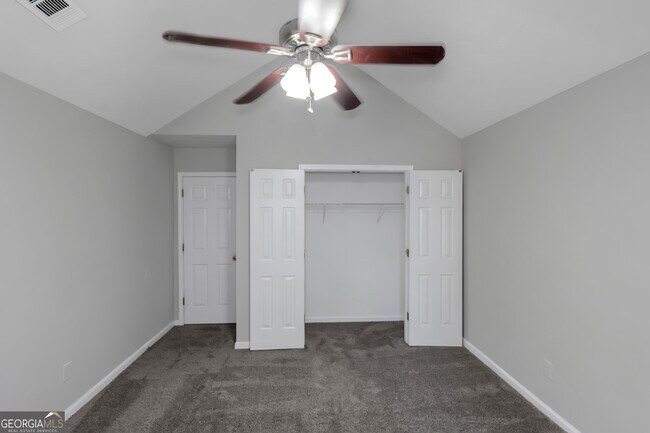 Building Photo - 481 Harvick Cir