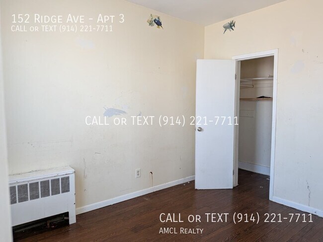Building Photo - 152 Ridge Ave