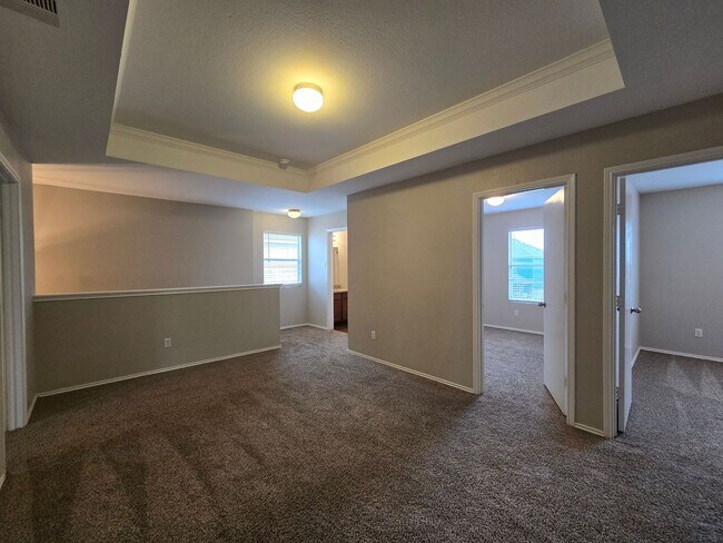Building Photo - 5302 Lyra Dr