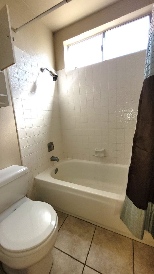 Building Photo - Spacious Home In A Great Location