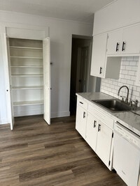 Building Photo - 1408 W Main St