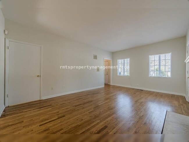 Building Photo - 1977 N Decatur Rd