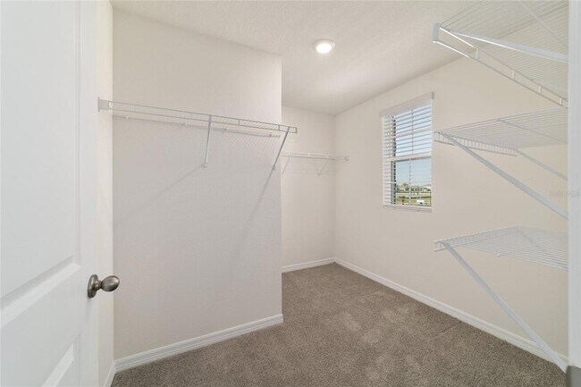 Building Photo - 8741 SW 45th Ct