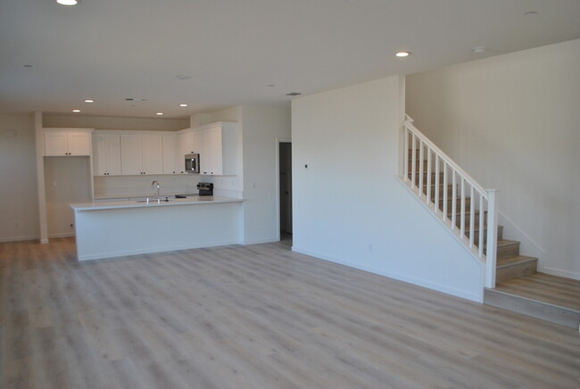 Building Photo - 7064 Auburn Blvd