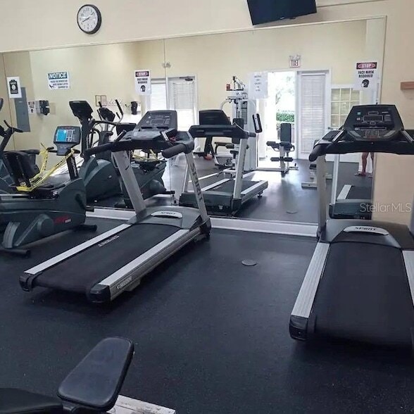 Building Photo - 2250 San Vital Dr