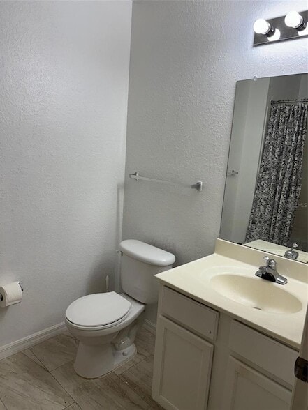 Building Photo - 4001 Santa Maria Dr