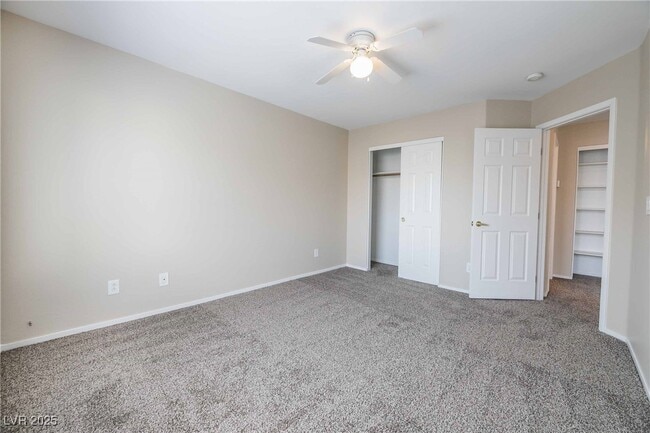 Building Photo - 6590 Tumbleweed Ridge Ln